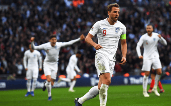 法国客场对决阿尔巴尼亚,艰难取胜! 法国客场对决阿尔巴尼亚,艰难取胜!