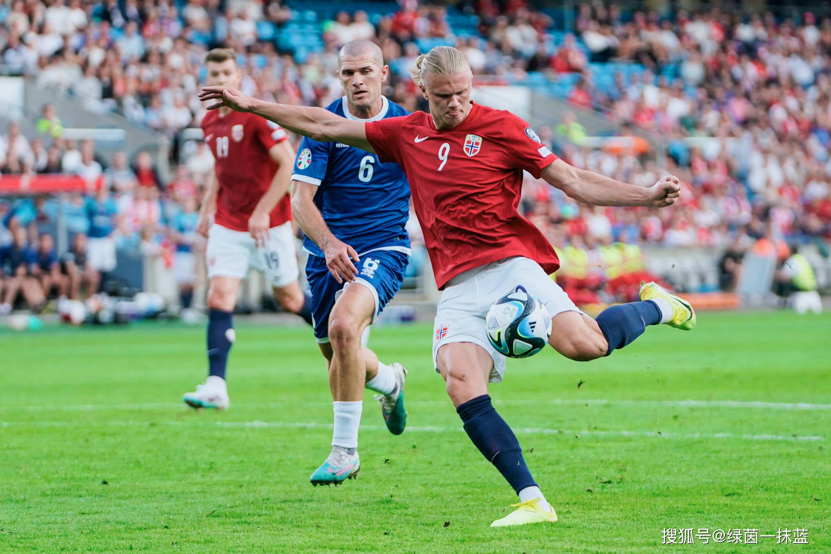 开云体育官方网站-包含挪威遗憾负于西班牙，晋级要路漫漫的词条