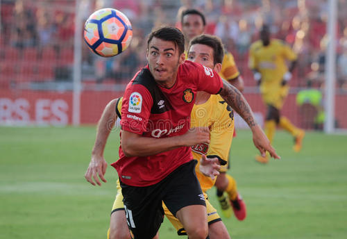 马略卡铁卫重伤，保级形势雪上加霜