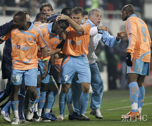 马赛主教练连胜带队,士气高涨 马赛主教练连胜带队,士气高涨