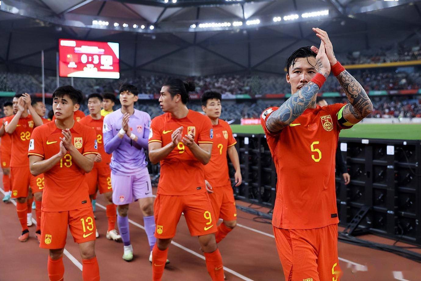 国际赛事报道：中国队为胜利献出所有力量的简单介绍