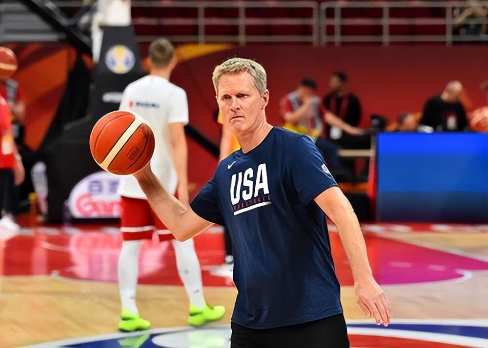 霸主强势夺冠,取得历史性胜利实力出众令人赞叹 霸主强势夺冠,取得历史性胜利实力出众令人赞叹