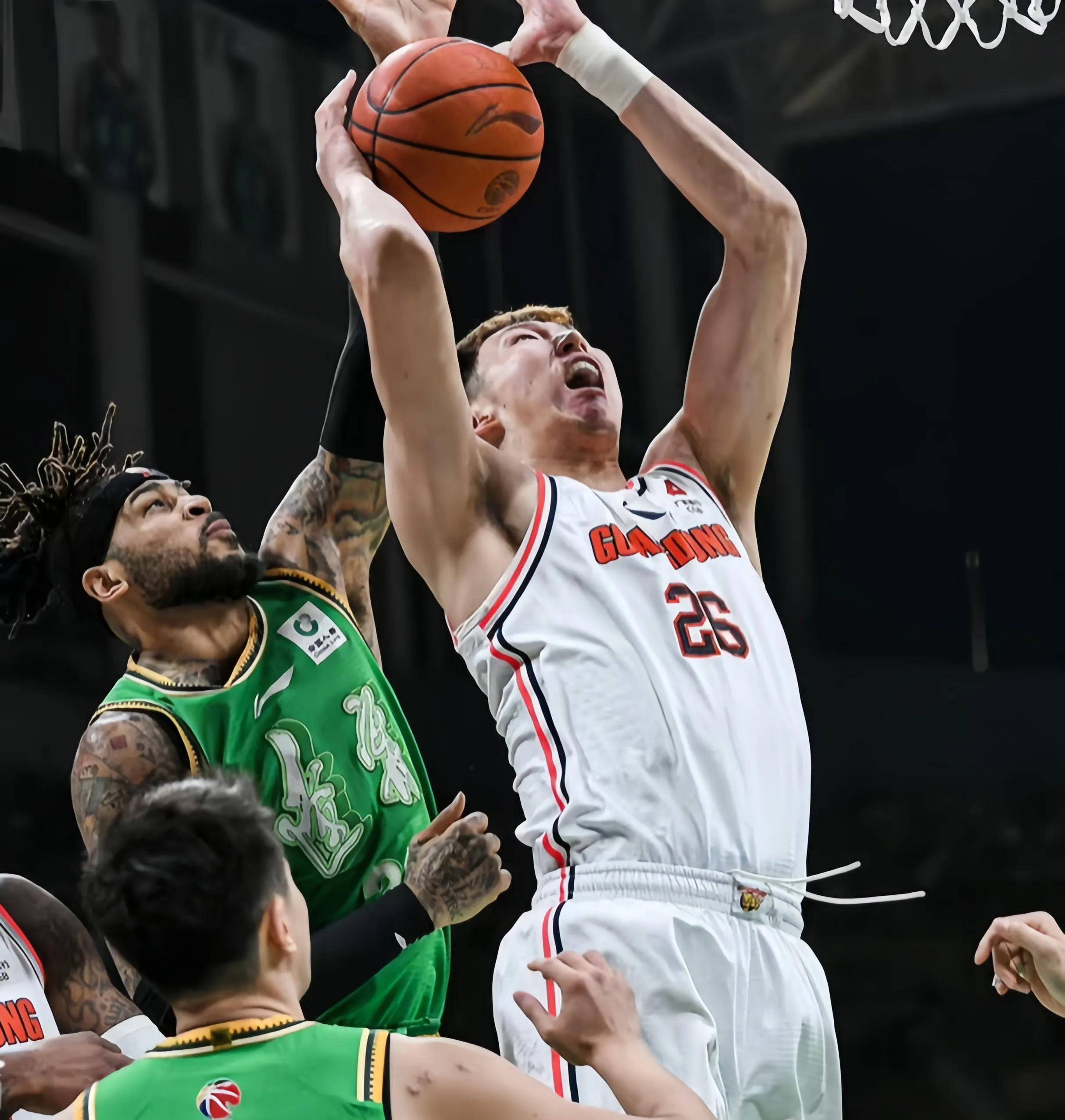 包含球场激战引发无尽期待,篮球赛事火爆全场的词条 包含球场激战引发无尽期待,篮球赛事火爆全场的词条