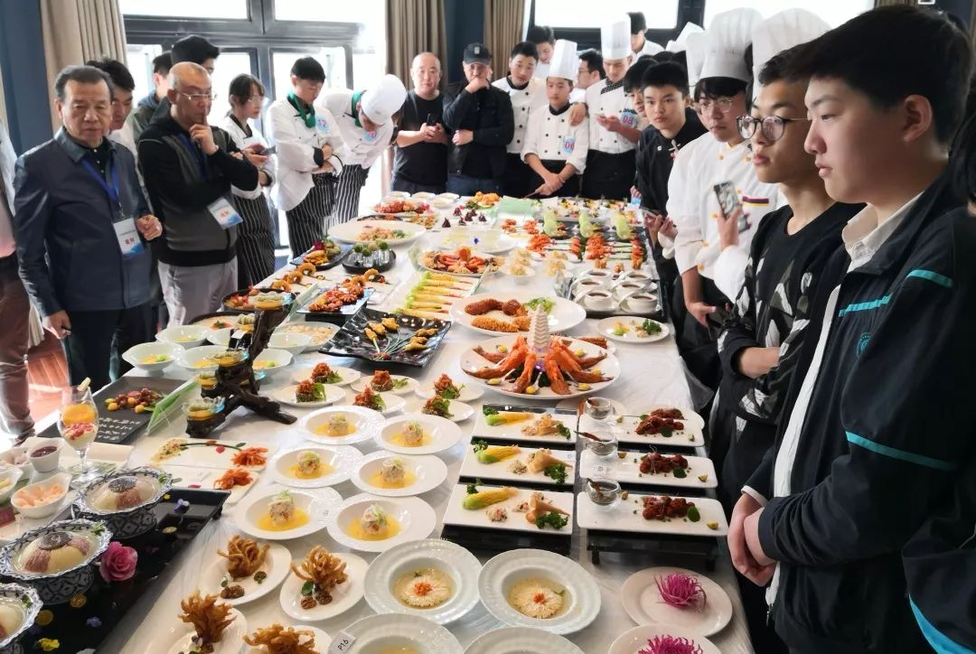 开云体育登录-烹饪技能网友秀巴萨狂虐南锡欧洲冠军