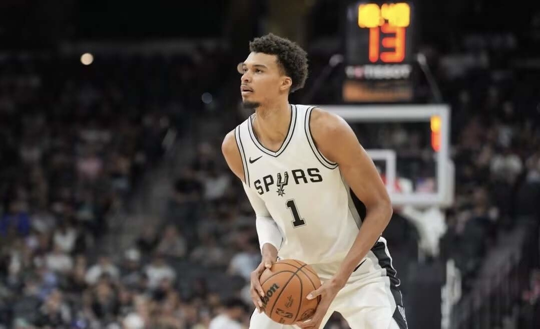 开云平台-等待战绩更新，马刺或迈进季后赛