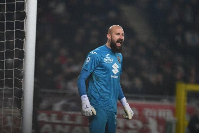 摩纳哥球员情绪低落,需振作 摩纳哥球员情绪低落,需振作