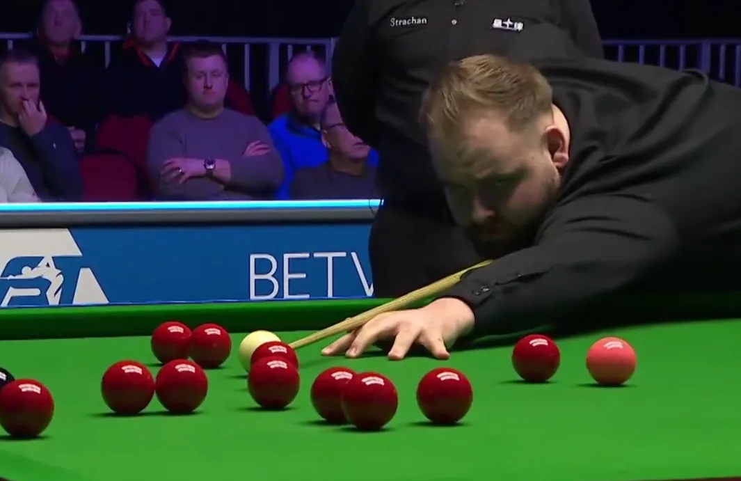 开云体育入口-开塞尔队在主场比赛中获得一场惊奇胜利