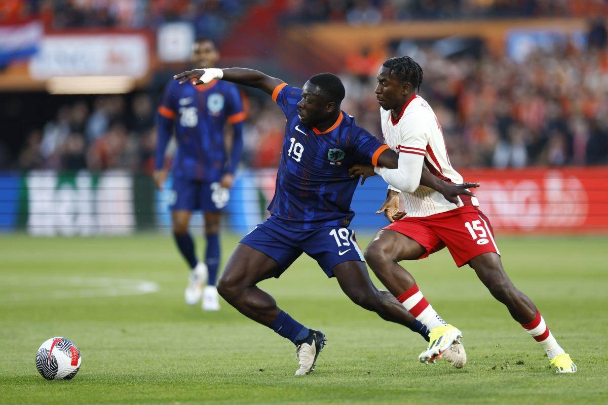 开云体育APP下载-英格兰击败波兰，取得背靠胜利