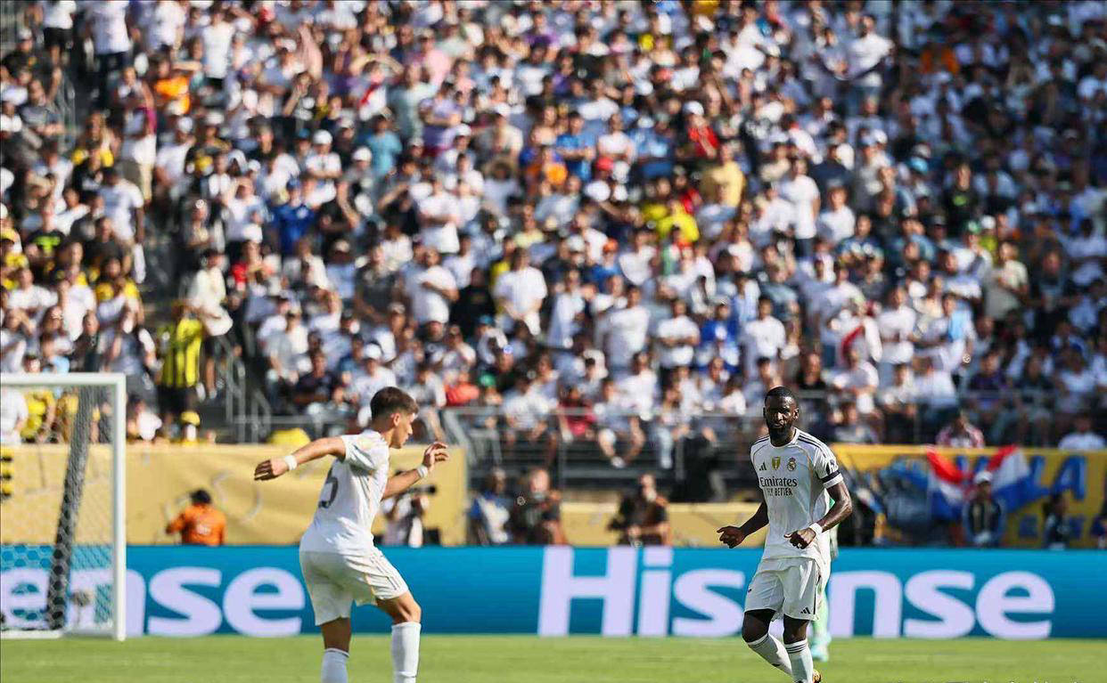 开云平台-实时更新：瓦伦西亚惊险晋级，闯入欧冠四强