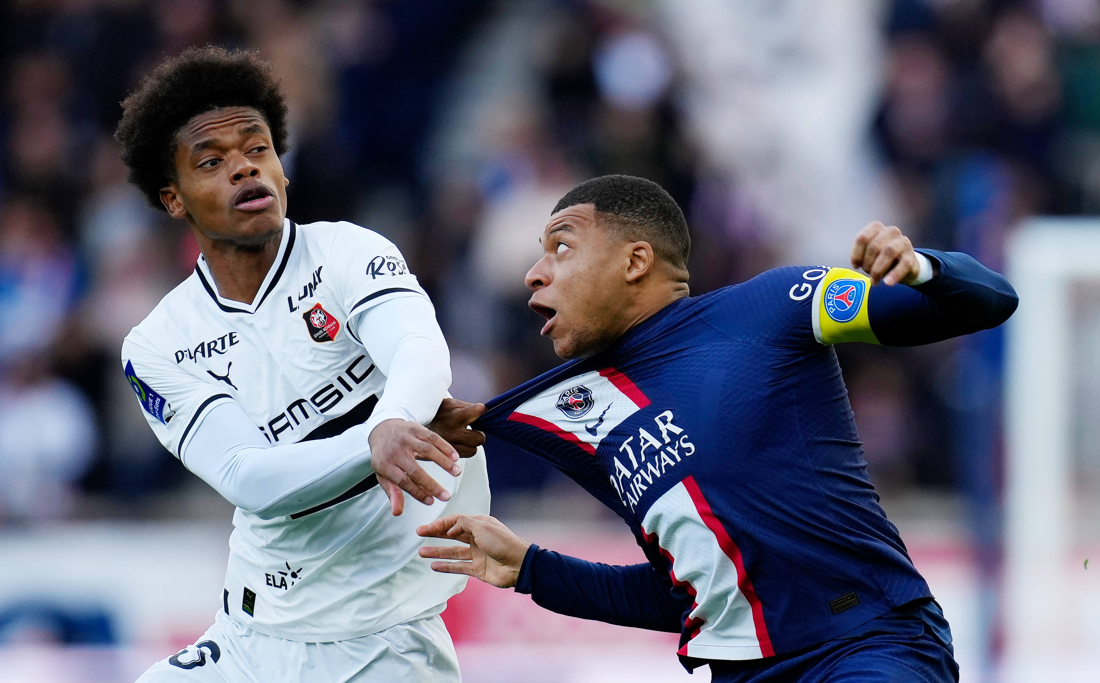 包含巴黎圣日耳曼战胜对手,晋级下一轮的词条 包含巴黎圣日耳曼战胜对手,晋级下一轮的词条