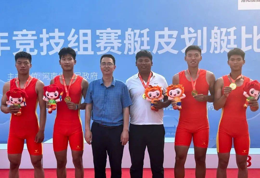 战胜筹码:意大利赛艇选手勇夺冠军 战胜筹码:意大利赛艇选手勇夺冠军