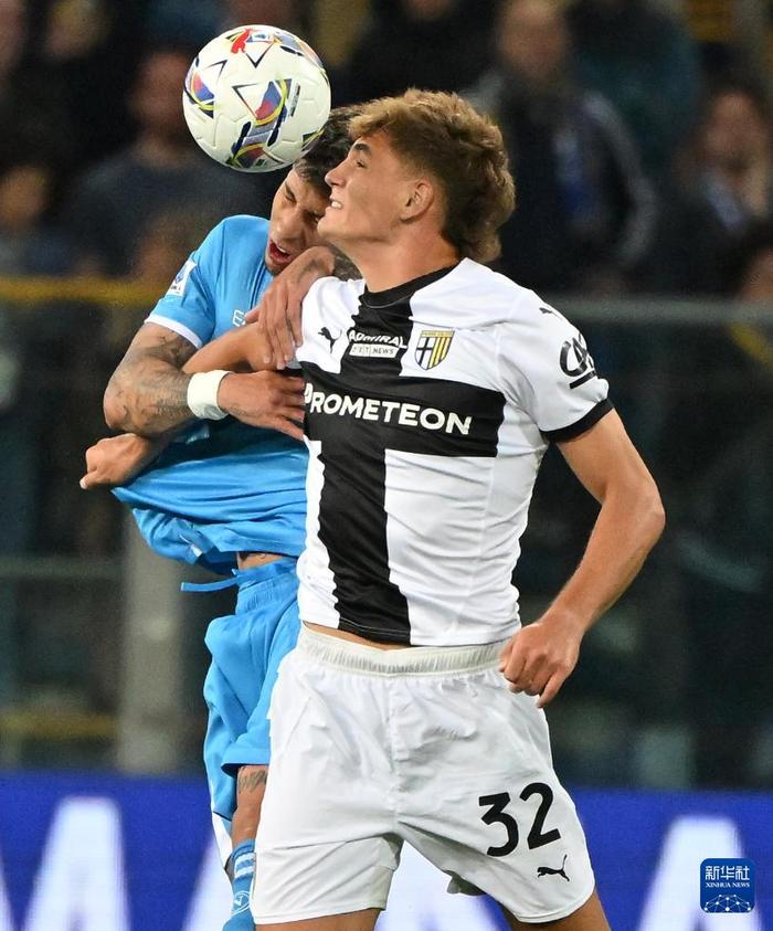 那不勒斯客场挑战帕尔马，继续领跑