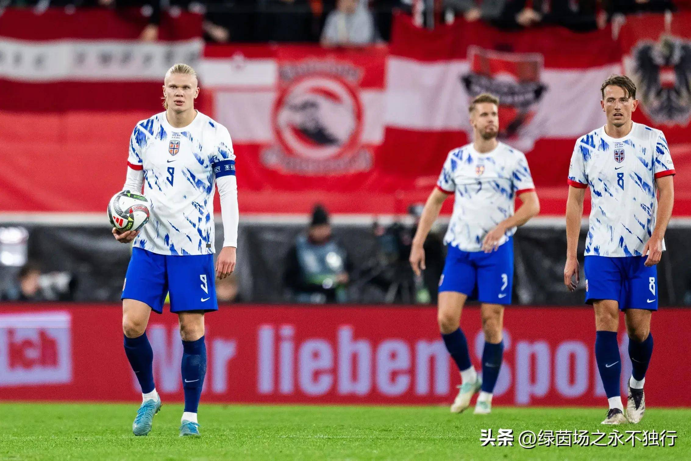 国米前锋梅开二度,助球队连胜收官 国米前锋梅开二度,助球队连胜收官