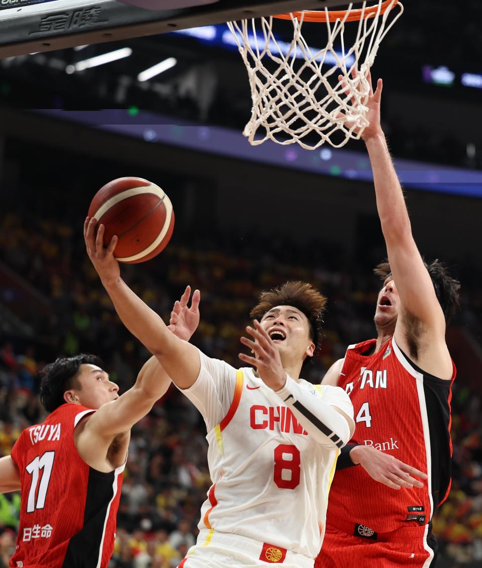 亚洲杯篮球锦标赛决赛激烈展开,实力擂台 亚洲杯篮球锦标赛决赛激烈展开,实力擂台