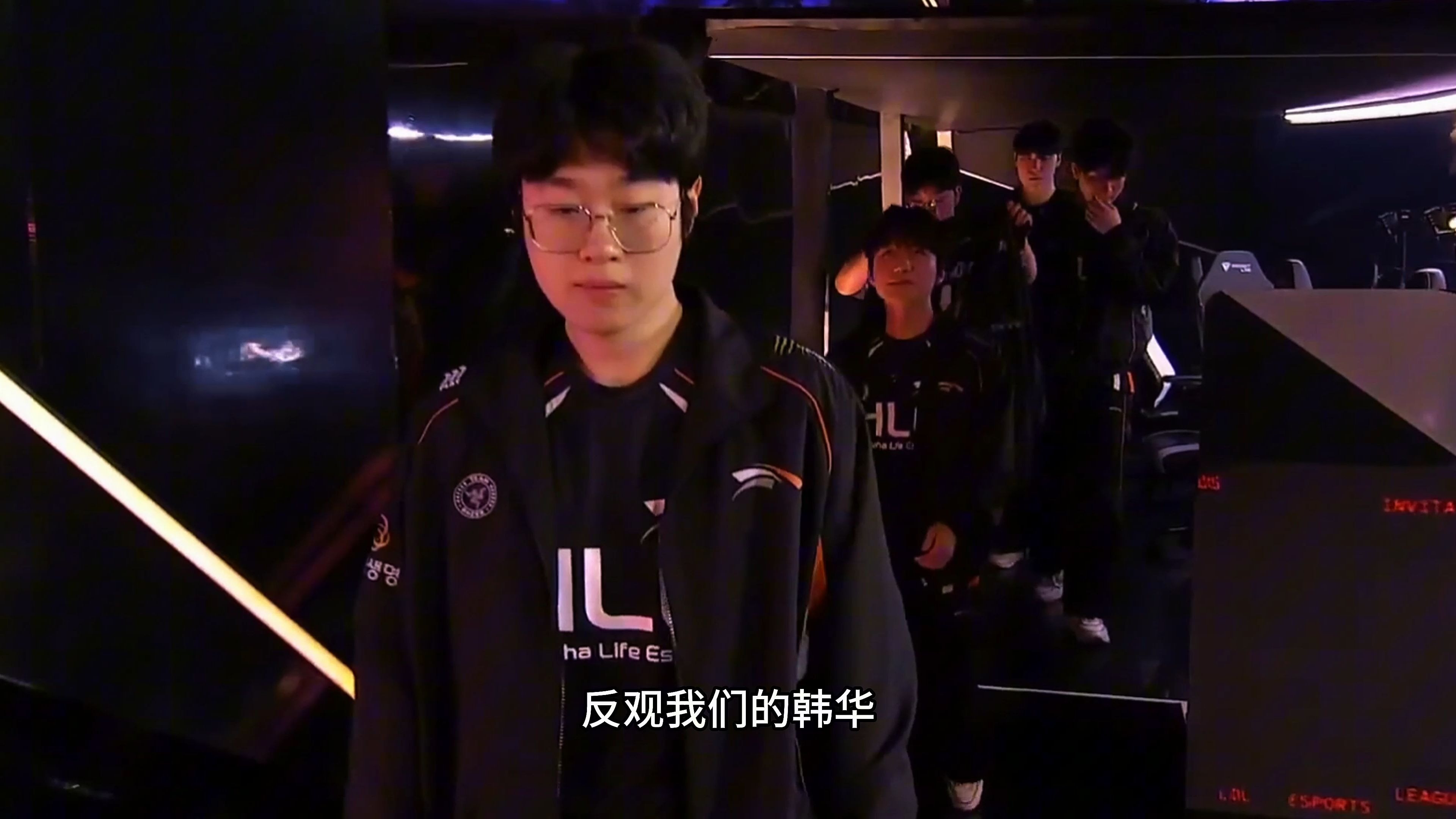 HLE碾压FLY，Crisp团战一打五焦点之战小组赛，让粉丝疯狂欢呼的简单介绍