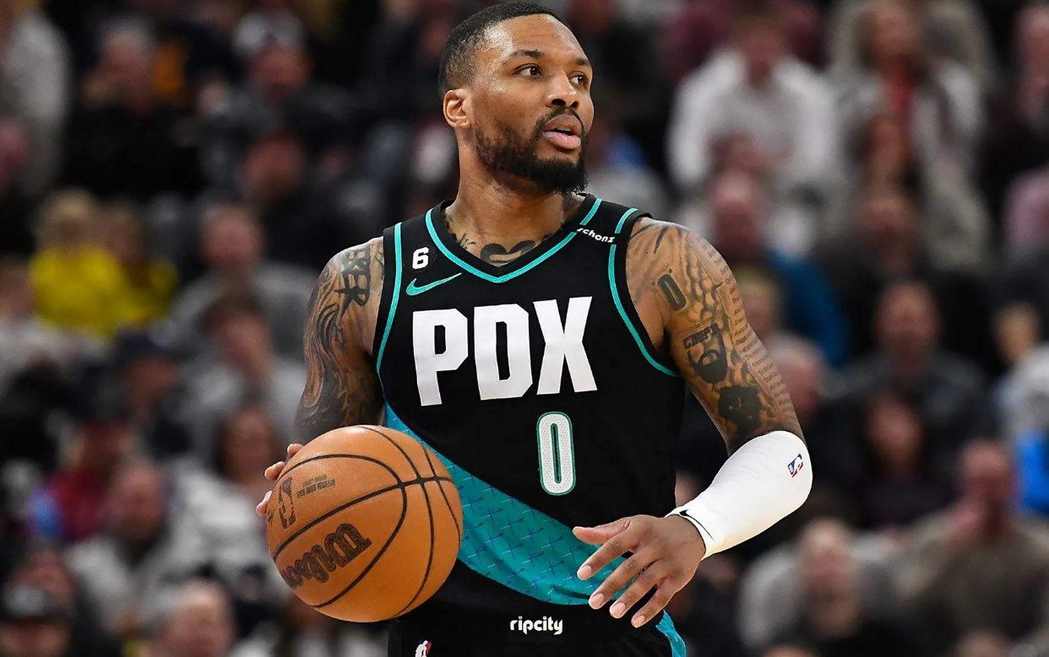 开拓者主场战胜太阳,利拉德狂砍40分 开拓者主场战胜太阳,利拉德狂砍40分