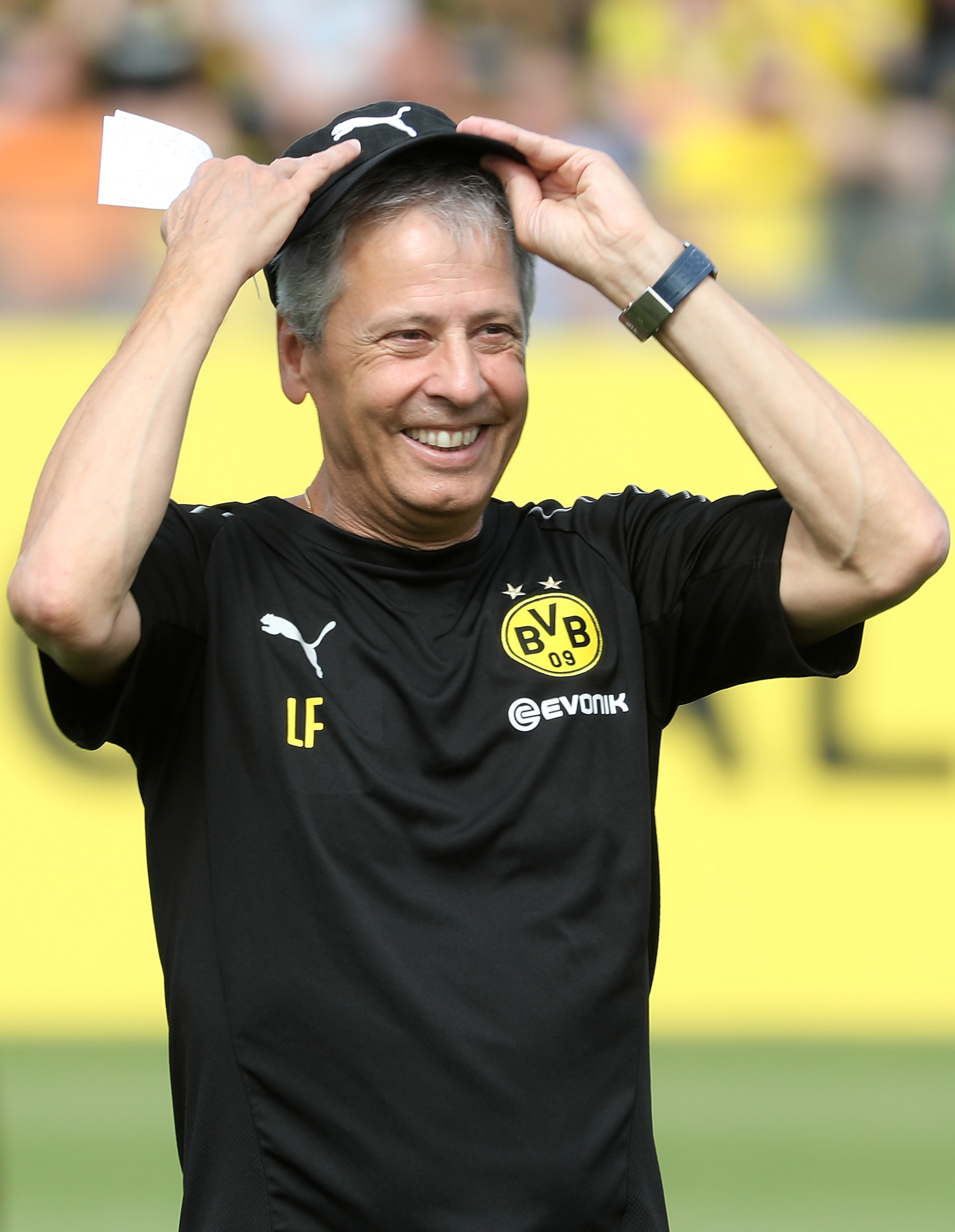 多特蒙德球员集训备战本赛季关键战役